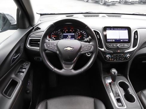 Used 2021 Chevrolet Equinox Premier image 18