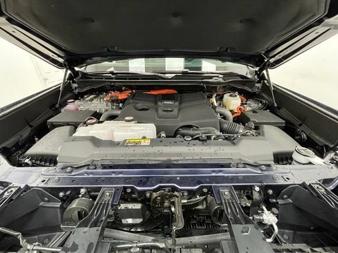 Used 2025 Toyota Sequoia Limited w/ Nightshade Package AWD/4WD image 19