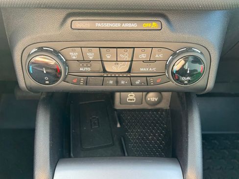 Used 2024 Ford Bronco Sport Outer Banks w/ Tech Package AWD/4WD image 30
