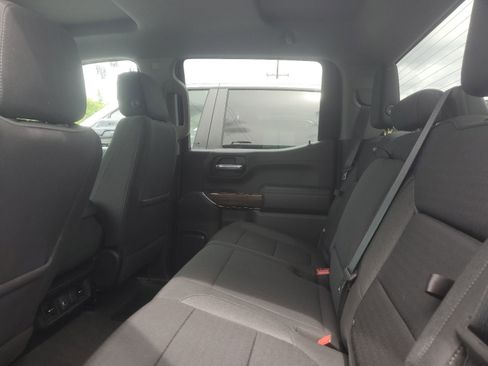 Used 2022 Chevrolet Silverado 1500 RST w/ Z71 Off-Road Package AWD/4WD image 12