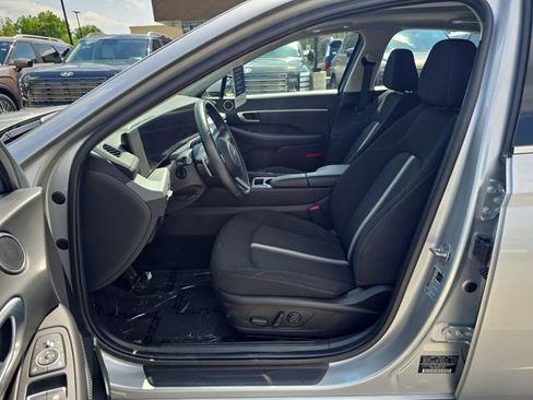 Certified 2024 Hyundai Sonata SEL w/ Convenience Package FWD image 11