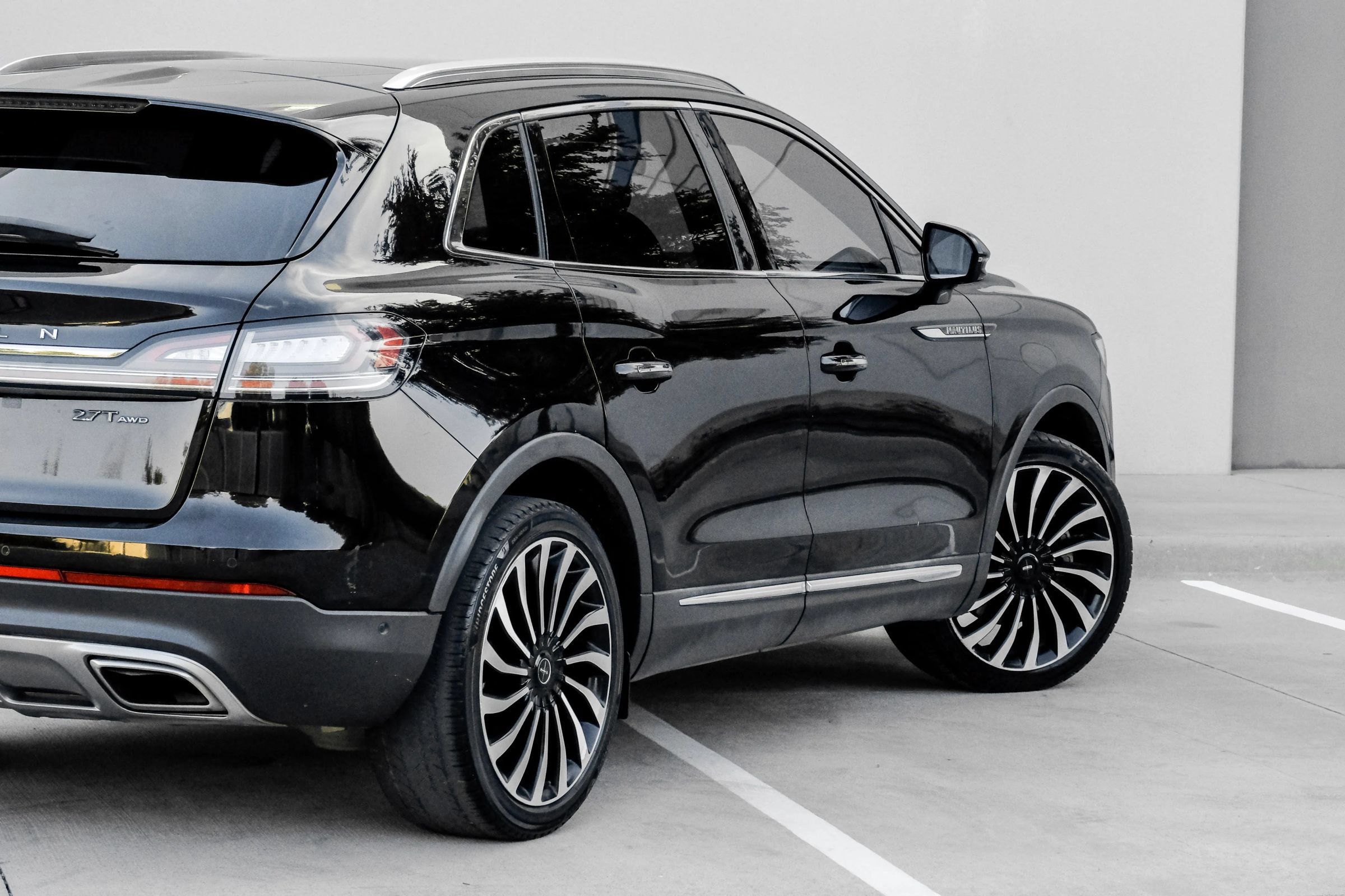 Used 2019 Lincoln Nautilus Black Label AWD/4WD image 6