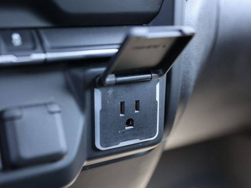 Certified 2024 GMC Sierra 1500 Pro w/ Convenience Package image 24