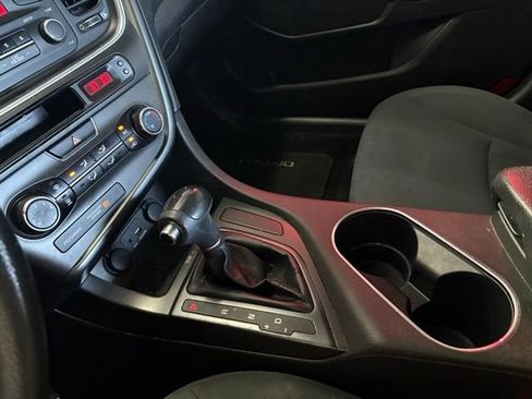 Used 2015 Kia Optima LX FWD image 17