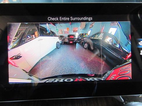 Used 2020 Mercedes-Benz GLC 300 4MATIC w/ Multimedia Package image 26