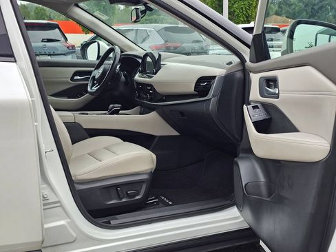 Used 2023 Nissan Rogue SL w/ SL Premium Package AWD/4WD image 14