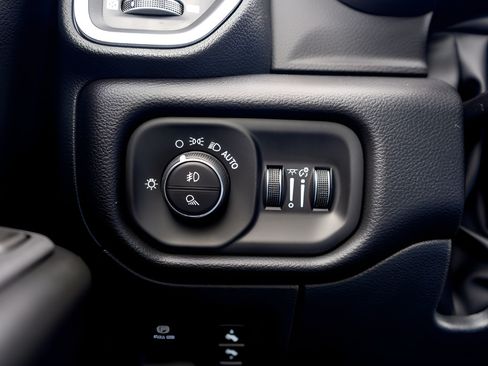 Used 2026 RAM 1500 Lone Star RWD image 18