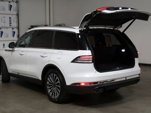 Used 2020 Lincoln Aviator Reserve w/ Equipment Group 201A image 15