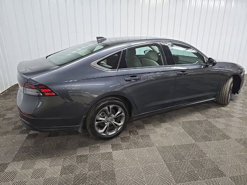 Used 2023 Honda Accord EX image 3