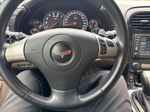 Used 2008 Chevrolet Corvette Convertible w/ Preferred Equipment Group RWD image 17