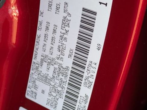 Used 2020 Toyota Tundra SR5 image 21