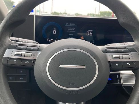 Used 2025 Hyundai Sonata SEL FWD image 16