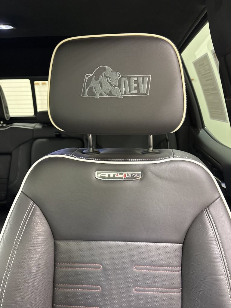 Used 2024 GMC Sierra 1500 AT4X w/ AT4X AEV Edition AWD/4WD image 18