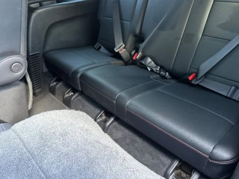 Used 2025 Chevrolet Traverse Z71 image 19