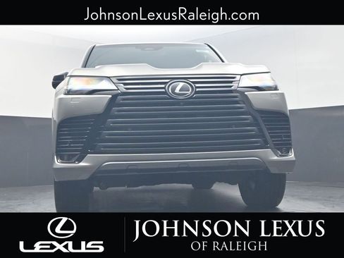 New 2026 Lexus LX 600 4WD w/ Luxury Package image 15