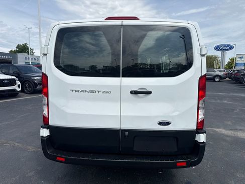 Used 2024 Ford Transit 250 Low Roof w/ Exterior Upgrade Package RWD image 7