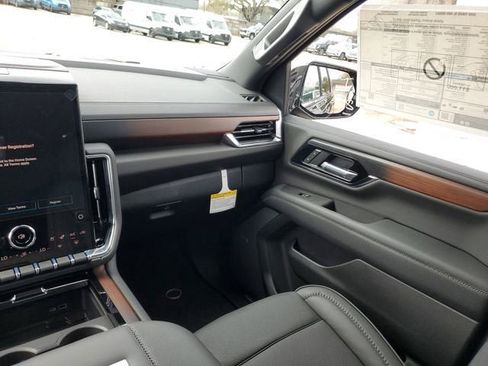 New 2026 GMC Yukon XL Denali w/ Sun & Power Step Package image 15