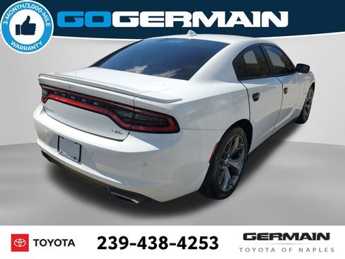 Used 2017 Dodge Charger R/T w/ Plus Group image 9