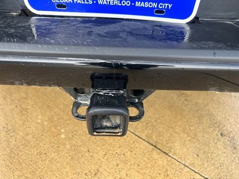 Used 2022 Chevrolet Silverado 1500 ZR2 w/ Technology Package image 12