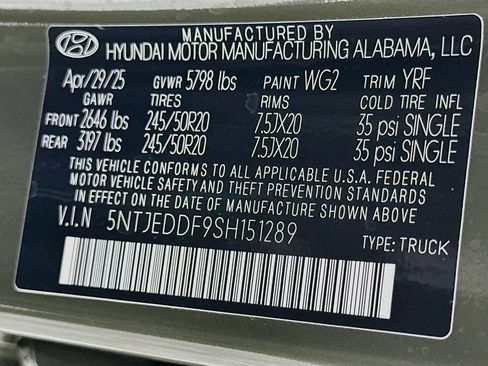Certified 2025 Hyundai Santa Cruz Limited AWD/4WD image 33