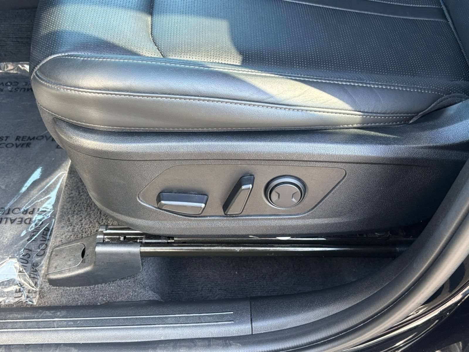 Used 2024 Kia Sorento S AWD/4WD image 21