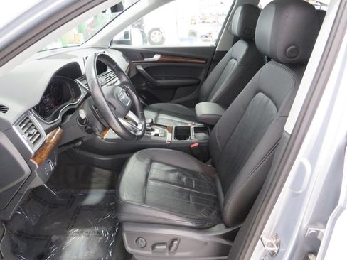 Used 2018 Audi Q5 2.0T Premium Plus w/ Premium Plus Package AWD/4WD image 14