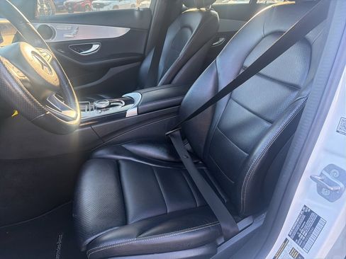 Used 2018 Mercedes-Benz C 300 4MATIC Sedan image 13