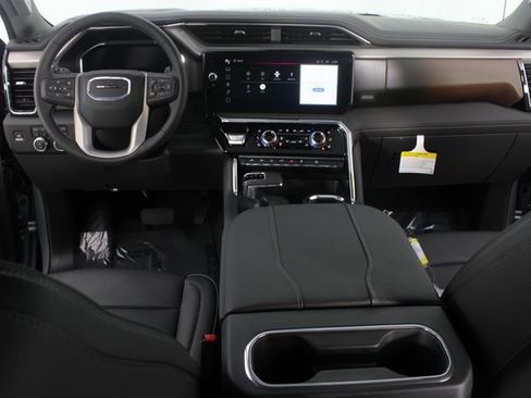New 2026 GMC Sierra 1500 Denali w/ Denali Reserve Package image 13