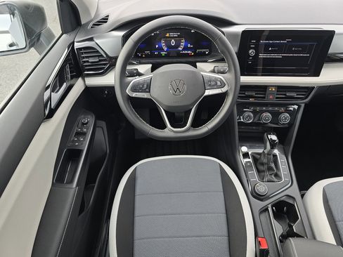 Certified 2025 Volkswagen Taos S AWD/4WD image 28