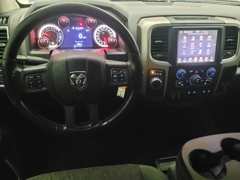 Used 2015 RAM 1500 Big Horn RWD image 22