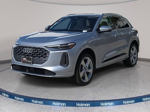 New 2025 Audi Q5 Premium Plus image 1