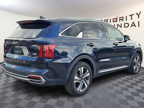 Used 2022 Kia Sorento SX AWD/4WD image 4