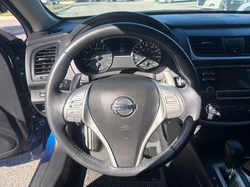 Used 2017 Nissan Altima 2.5 SR image 25