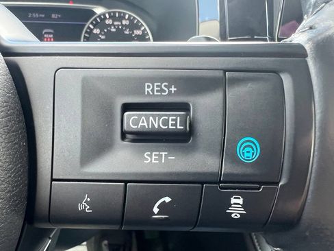 Certified 2024 Nissan Pathfinder SV AWD/4WD image 37