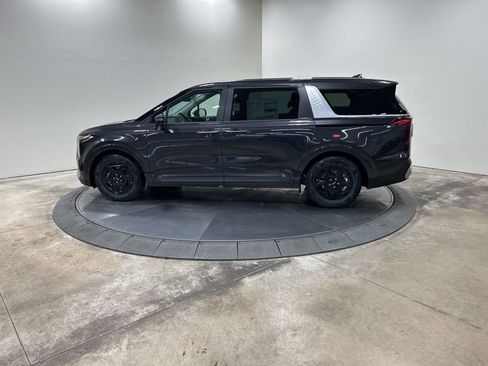 New 2026 Kia Carnival image 8