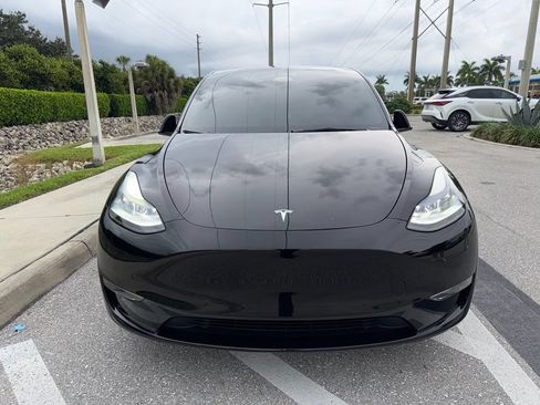 Used 2022 Tesla Model Y Performance AWD/4WD image 5