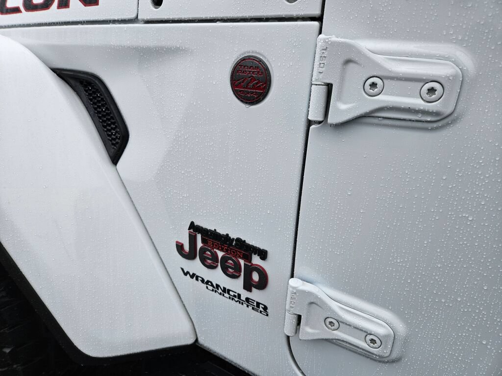 Used 2021 Jeep Wrangler Unlimited Rubicon AWD/4WD image 12