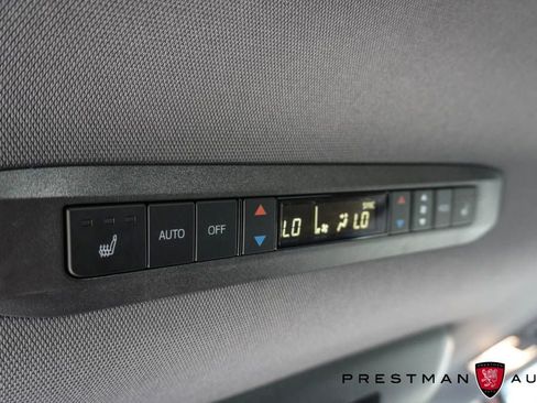 Used 2024 Toyota Sienna Platinum AWD/4WD image 46