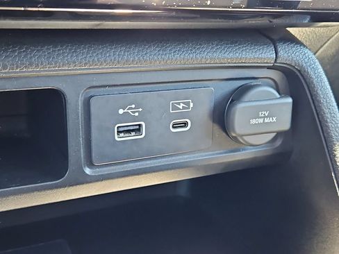 Certified 2023 Honda Pilot Elite image 19