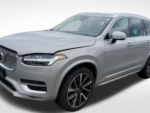 Used 2023 Volvo XC90 B5 Plus w/ Protection Package AWD/4WD image 3