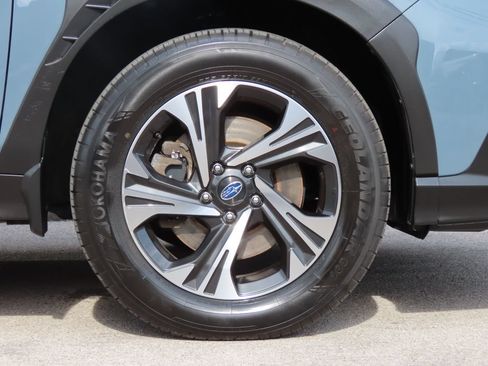 Used 2024 Subaru Crosstrek 2.0i Premium AWD/4WD image 14