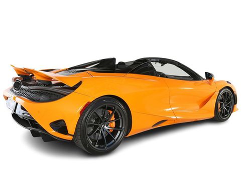 Used 2025 McLaren 750S Spider RWD image 17