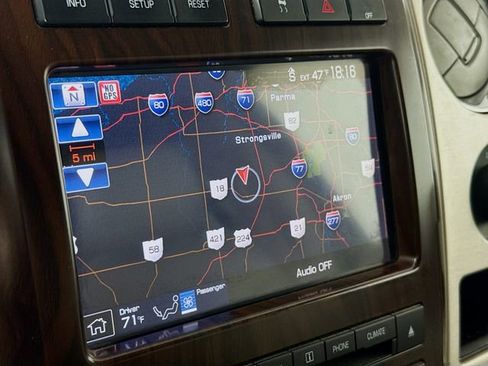 Used 2010 Ford F150 Lariat image 14