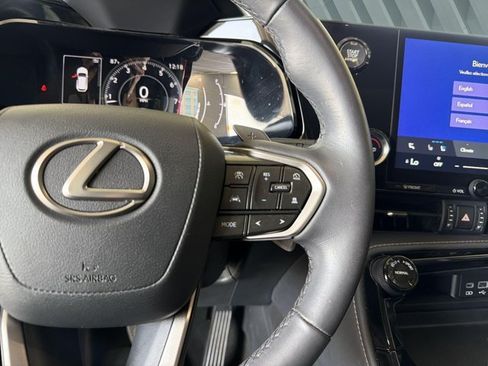 Certified 2024 Lexus NX 250 FWD w/ Towing Package (2000 Lbs) image 16