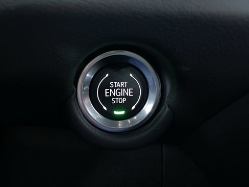 New 2026 Chevrolet Suburban Z71 w/ Comfort Package image 9