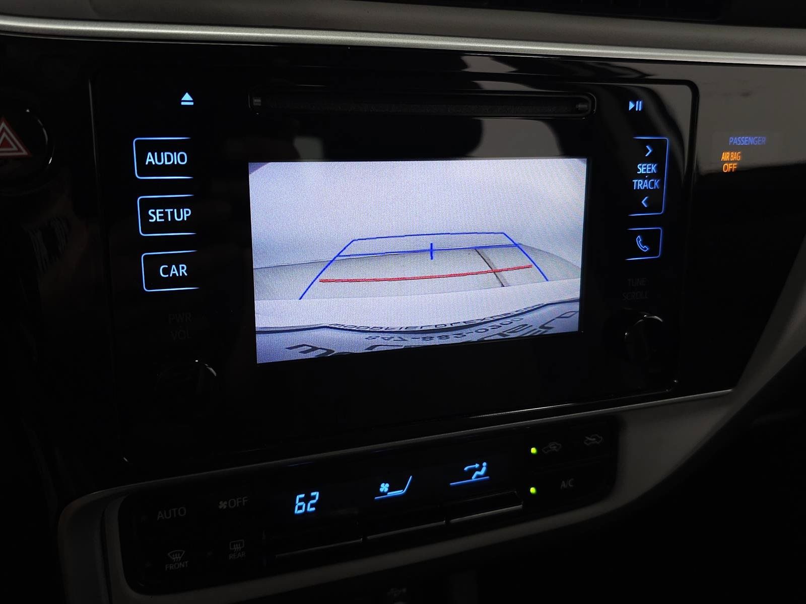 Used 2018 Toyota Corolla LE FWD image 20