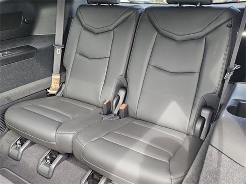 New 2025 Cadillac XT6 Luxury image 13