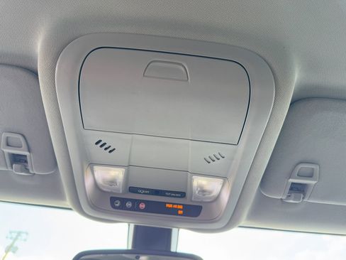 Used 2018 GMC Terrain SLE image 46