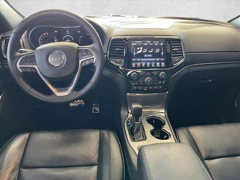 Used 2020 Jeep Grand Cherokee High Altitude AWD/4WD image 11