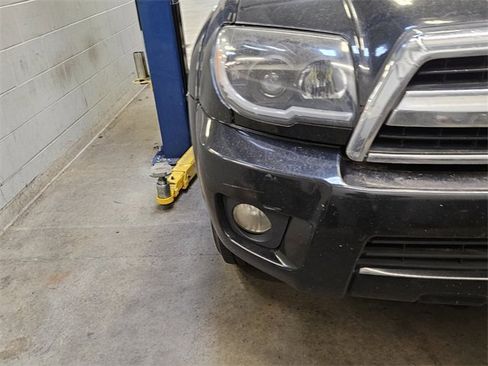 Used 2007 Toyota 4Runner SR5 image 18